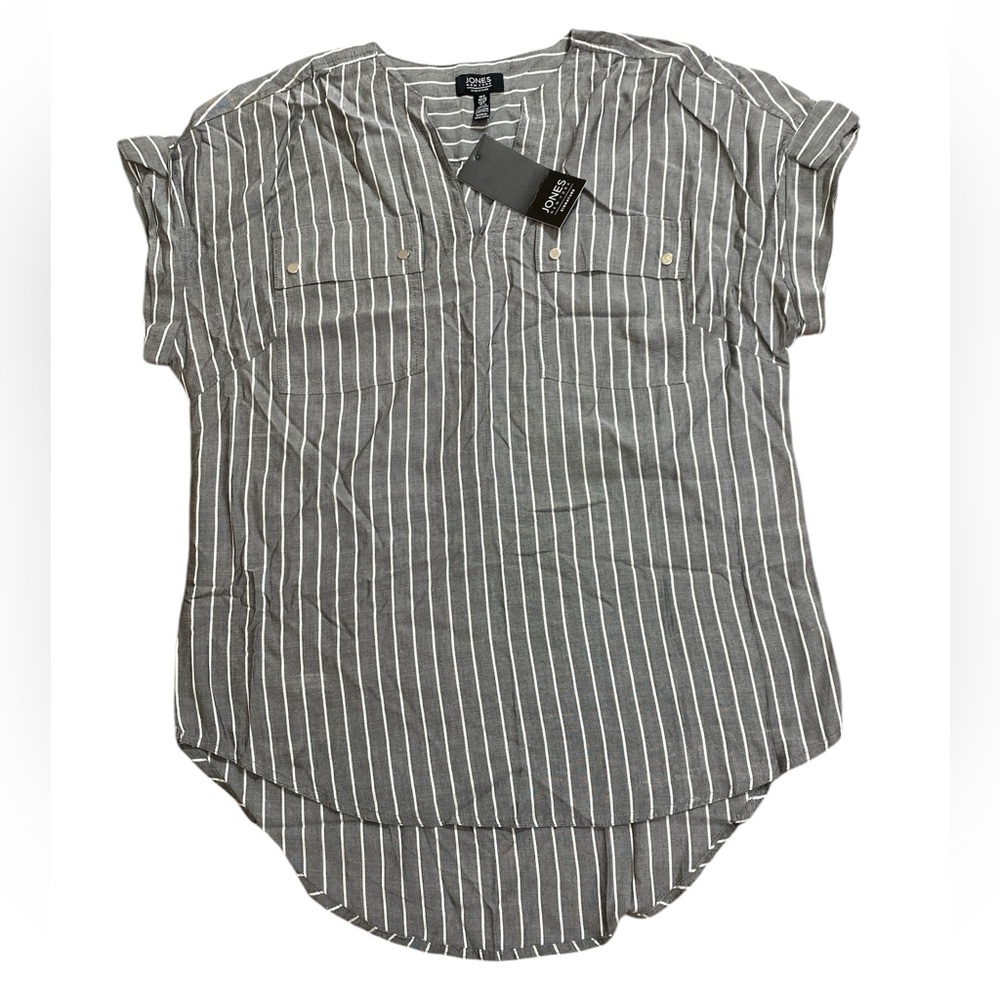 Everyday Jones New York Gray Striped Short Sleeve High Low Work Blouse Office